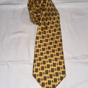 Brooks Brothers 100% Silk Yellow & Green Tie with Geometric Design